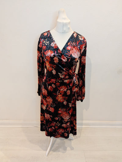 Very Floral Velvet Dress 12