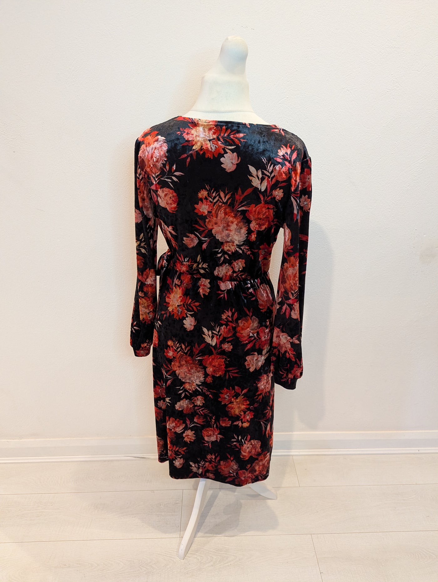 Very Floral Velvet Dress 12