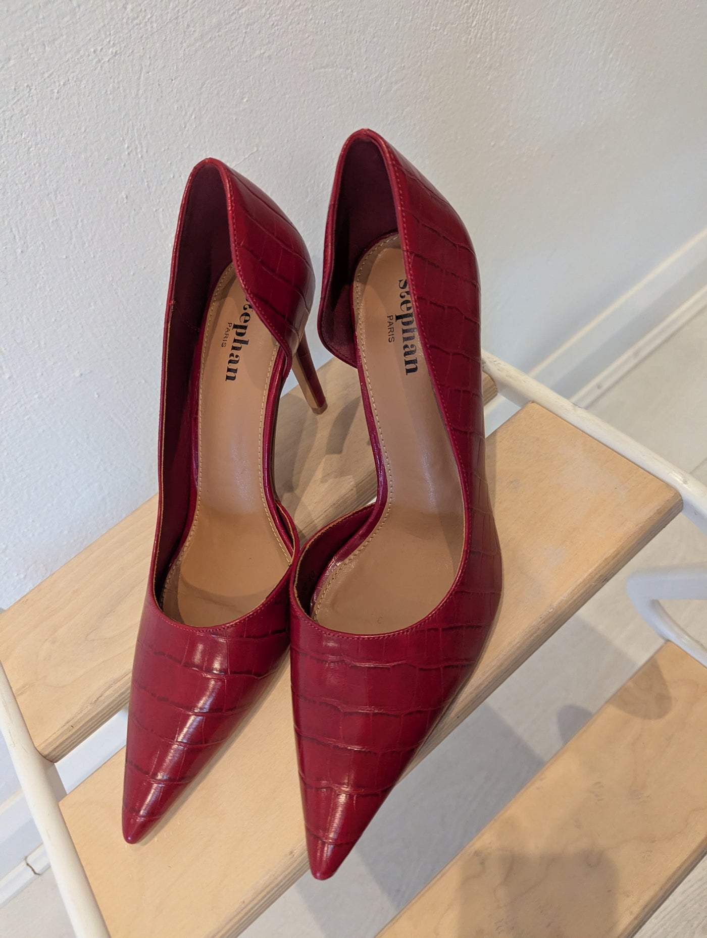 Stephan Red Heels 7