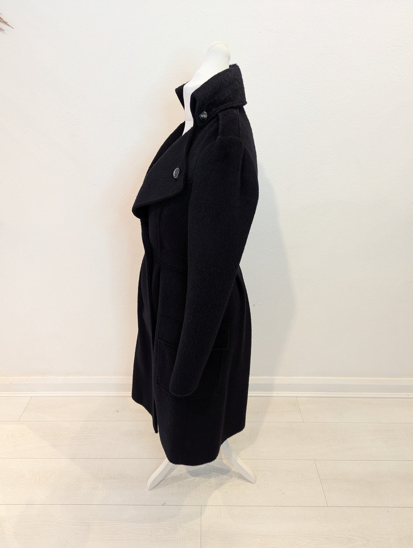 Diane Von Furstenberg Black wool and silk lined coat 12