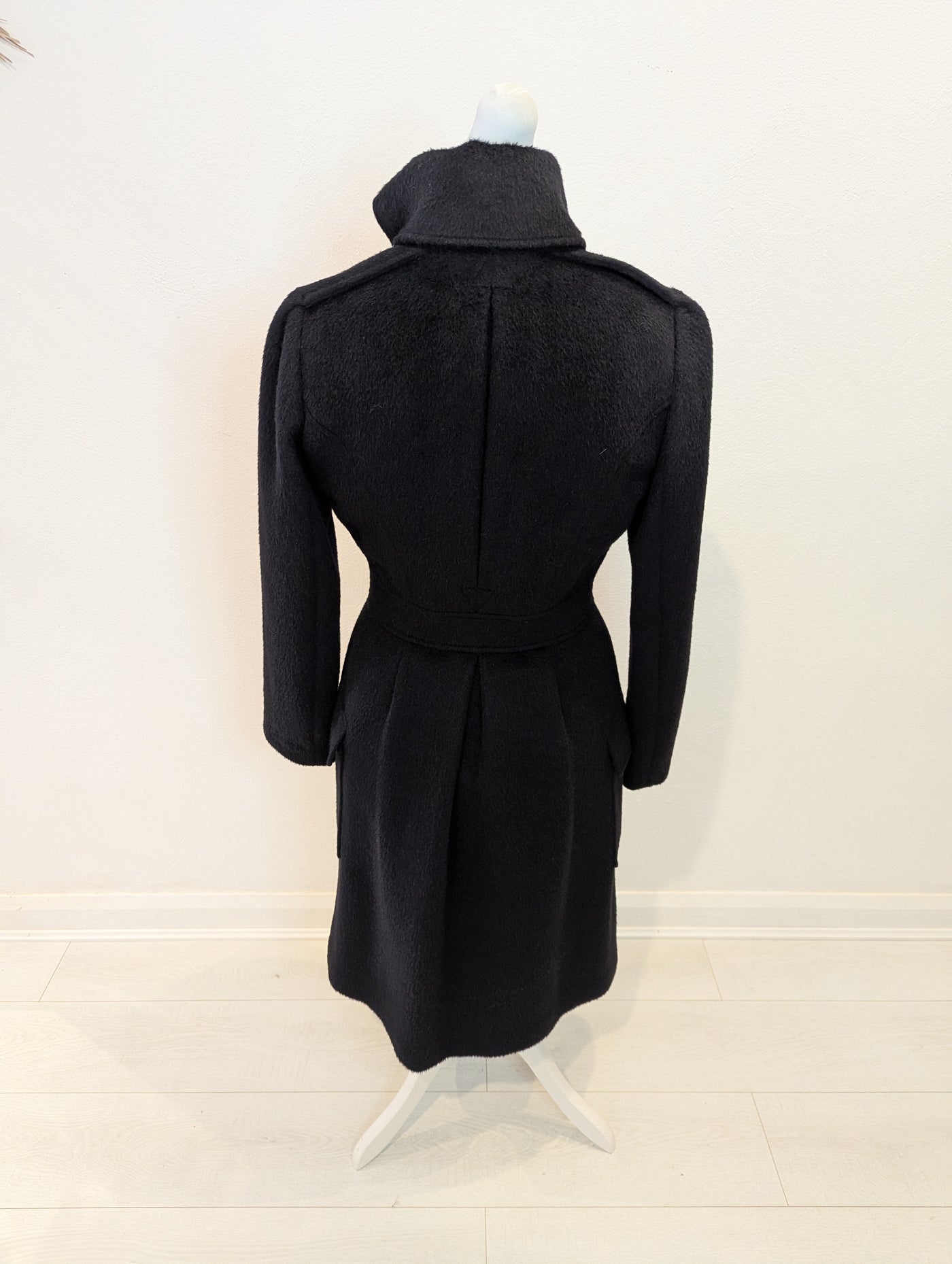 Diane Von Furstenberg Black wool and silk lined coat 12