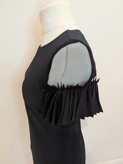F&P Black pleated sleeve dress L