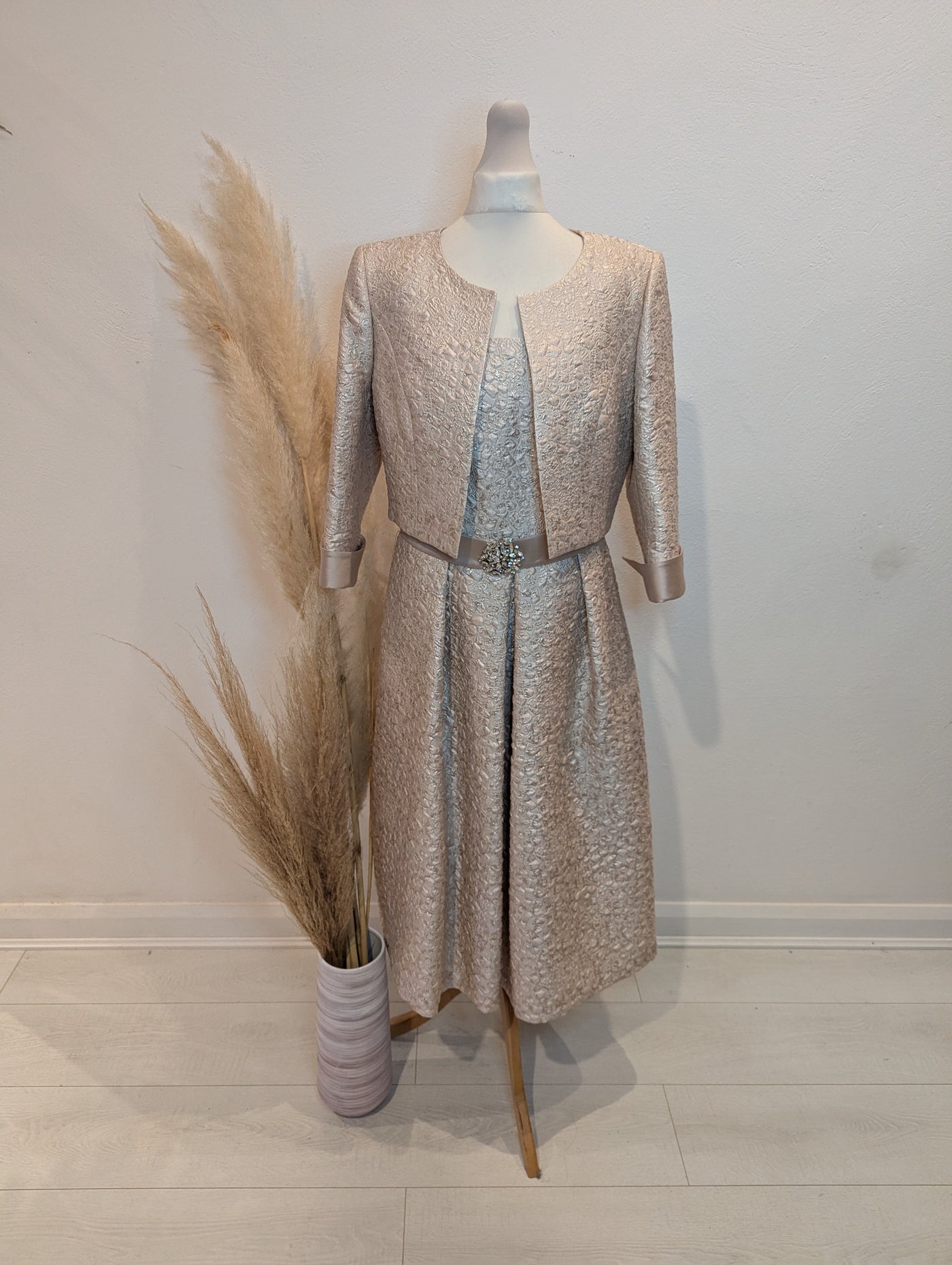 Gabriela by Gabriela Sanchez Gold 2 piece 10 NWT £1020