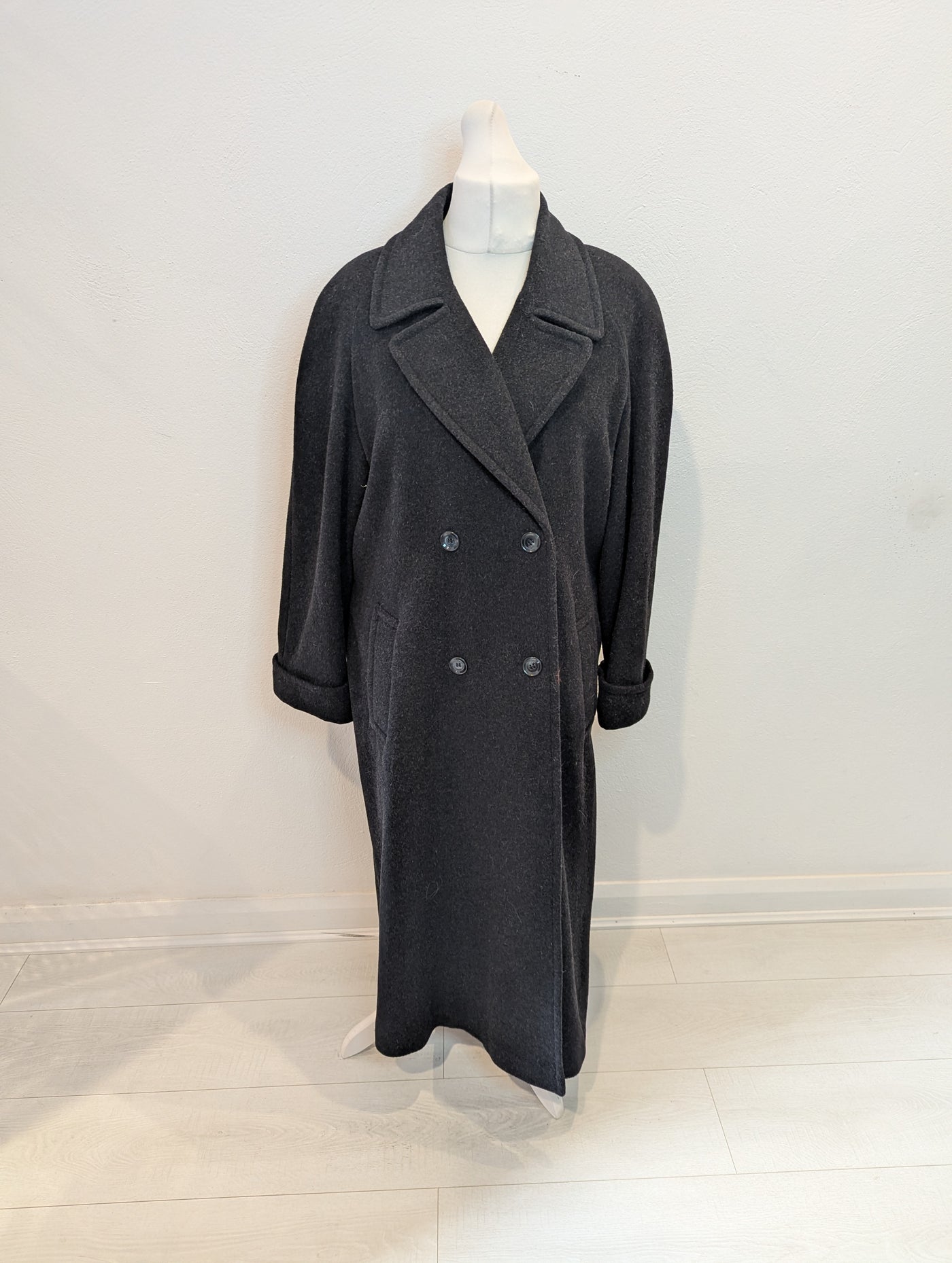 Premium Collection Charcoal Wool & Cashmere coat 16