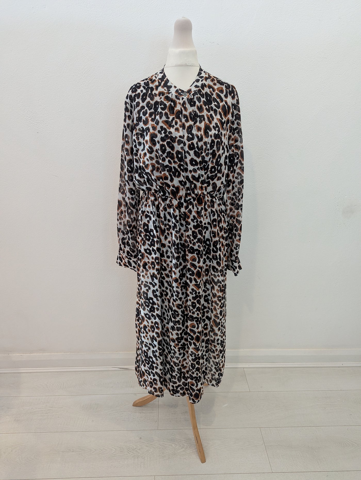 Calvin Klein Leopard Dress 8