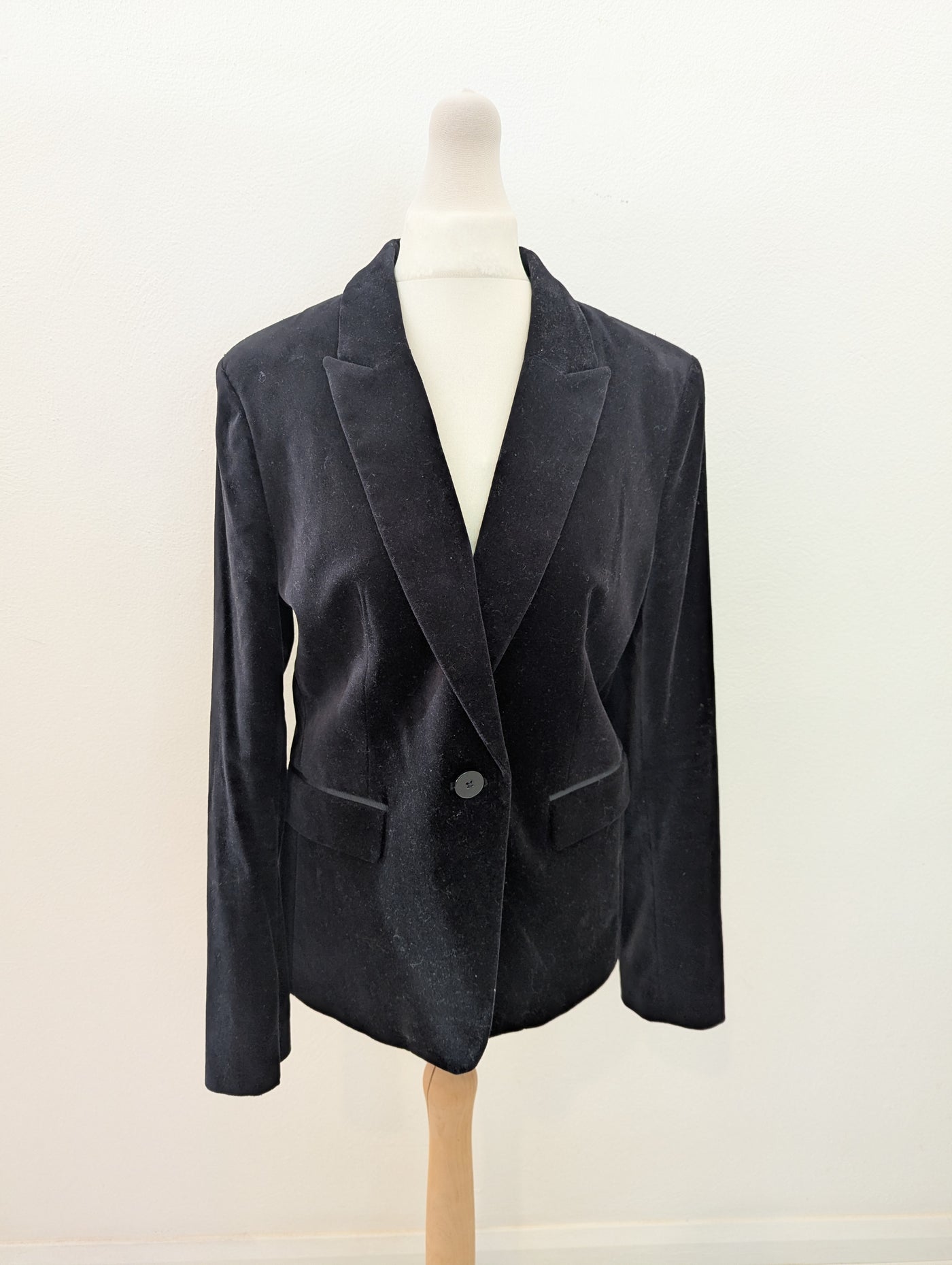 M&S Black Velvet Blazer 10