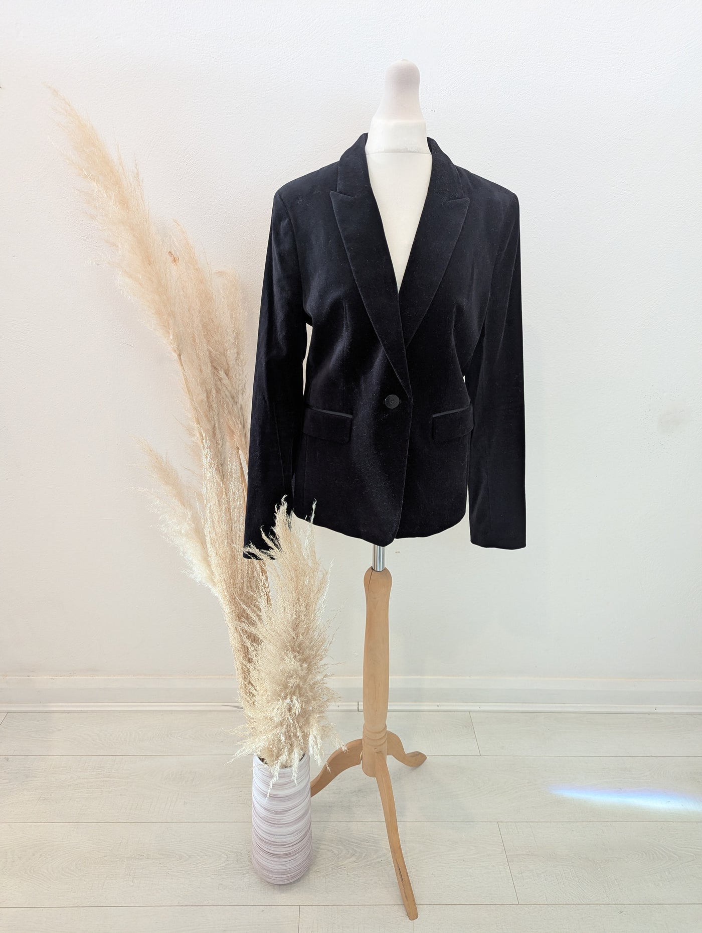 M&S Black Velvet Blazer 10