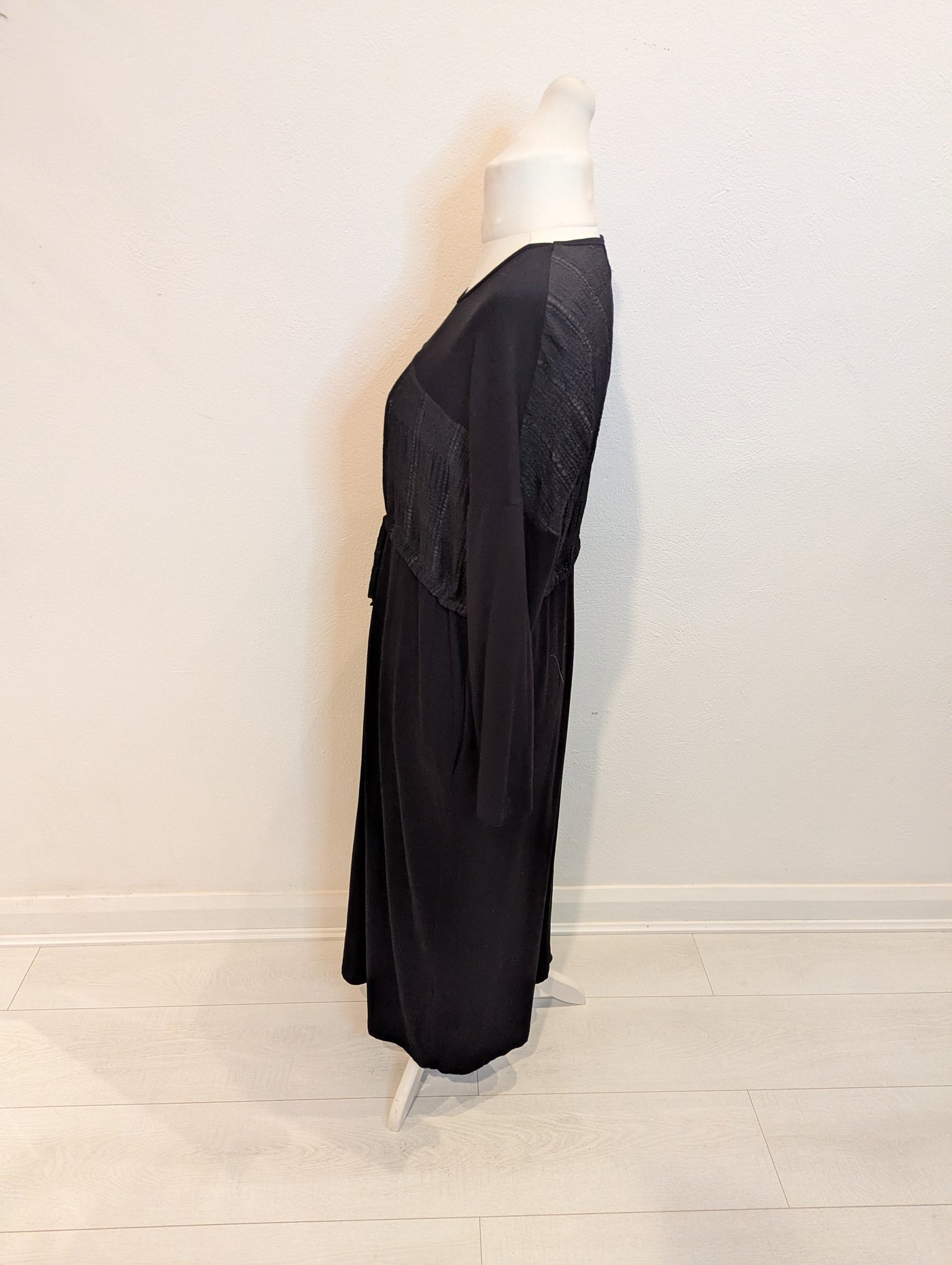My Soul Black Tie Front Dress M