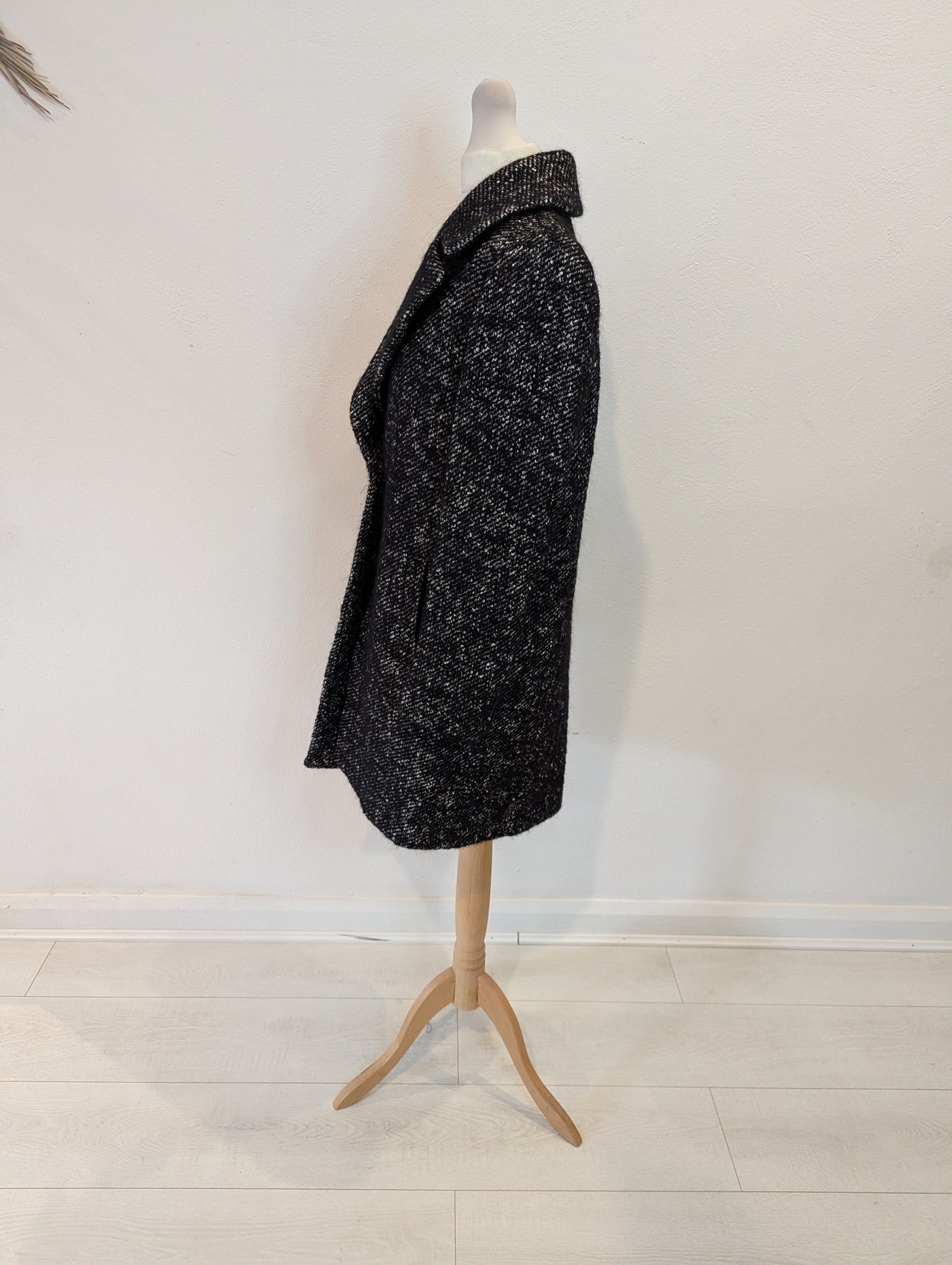 Jaeger Black Wool Mix 10