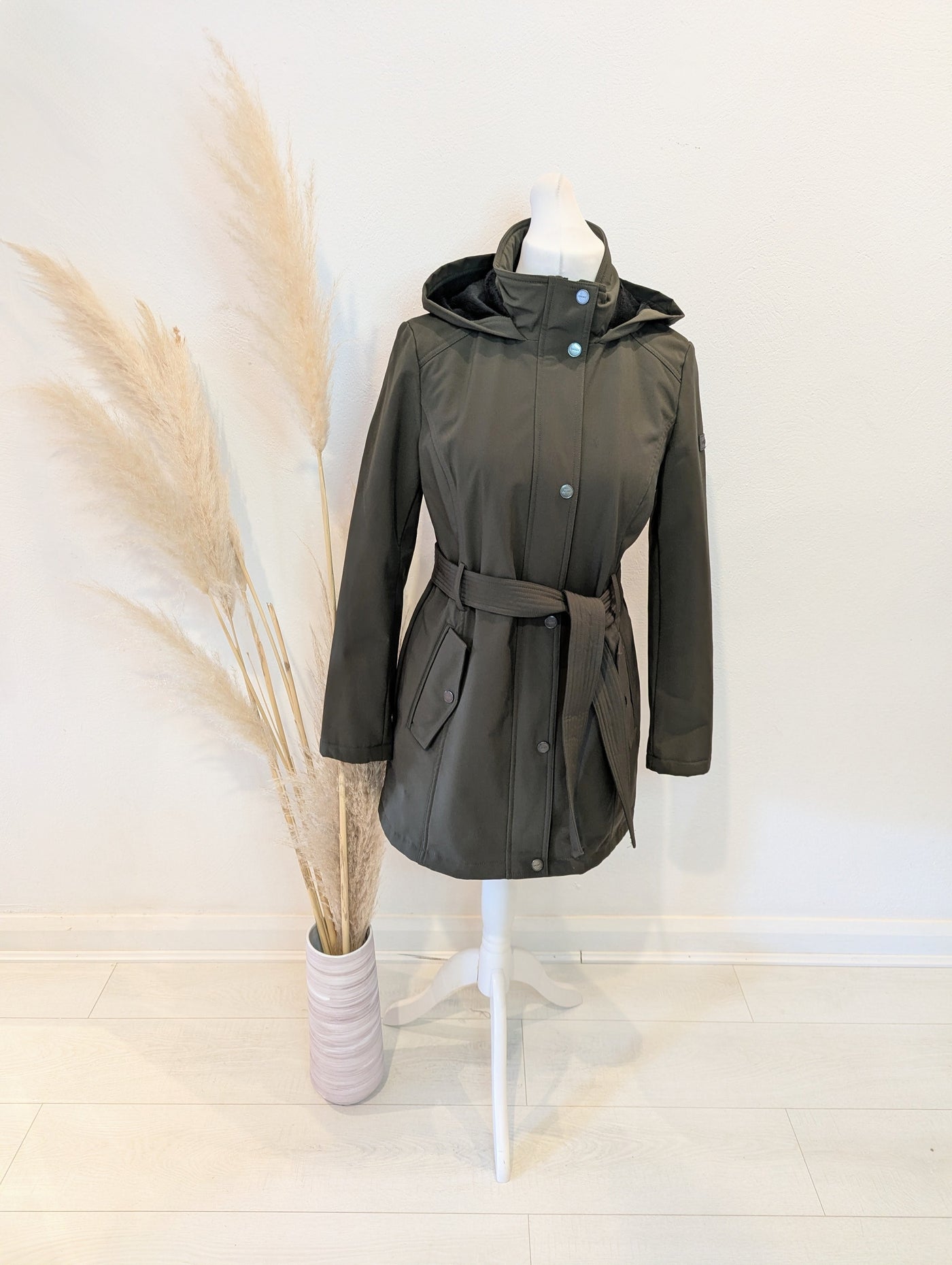 DKNY khaki belted coat S