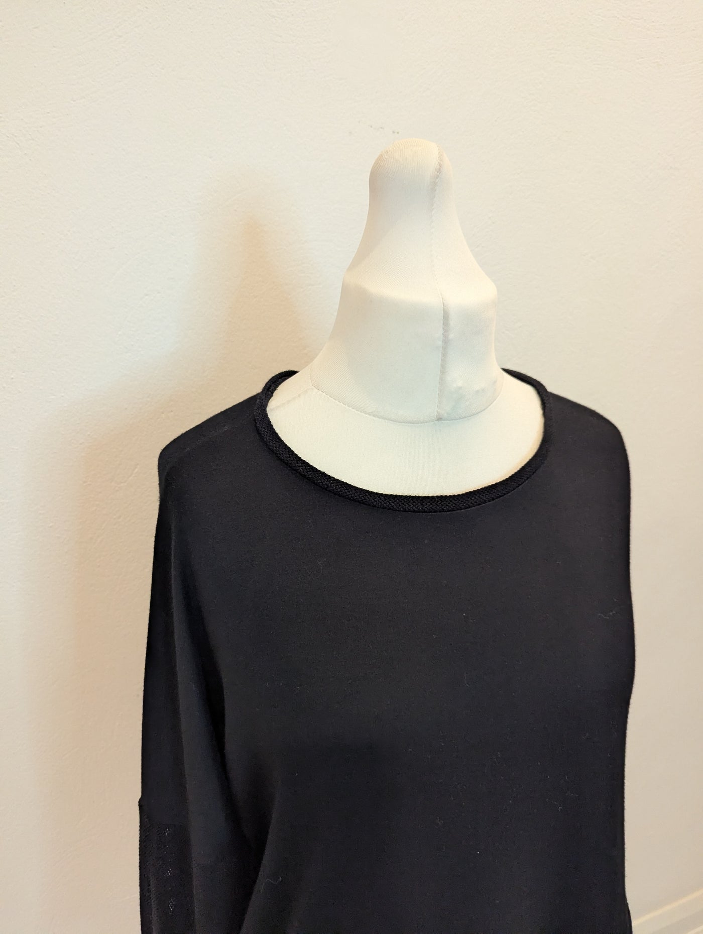 Ozai N Ku Black Mesh Trim Jumper S