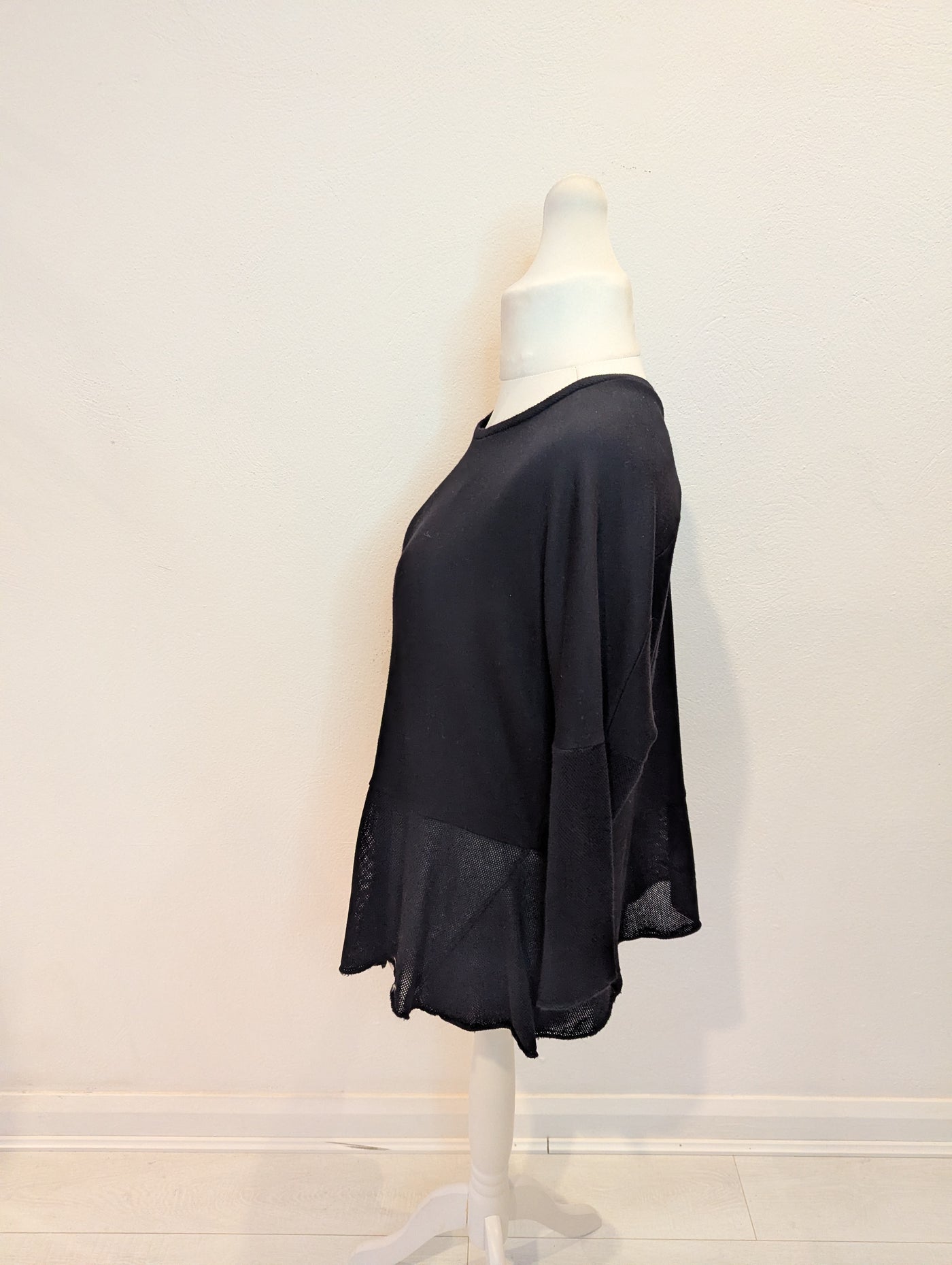 Ozai N Ku Black Mesh Trim Jumper S