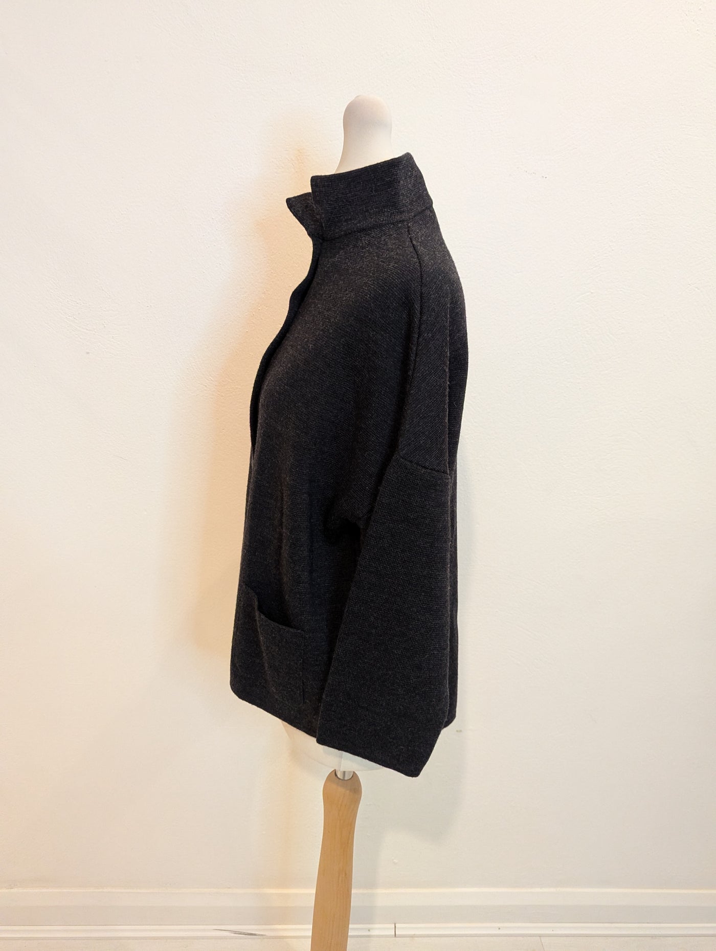 Sibin Linnebjerg Grey Cardigan Small