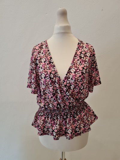 Pull & Bear Pink Floral top New L