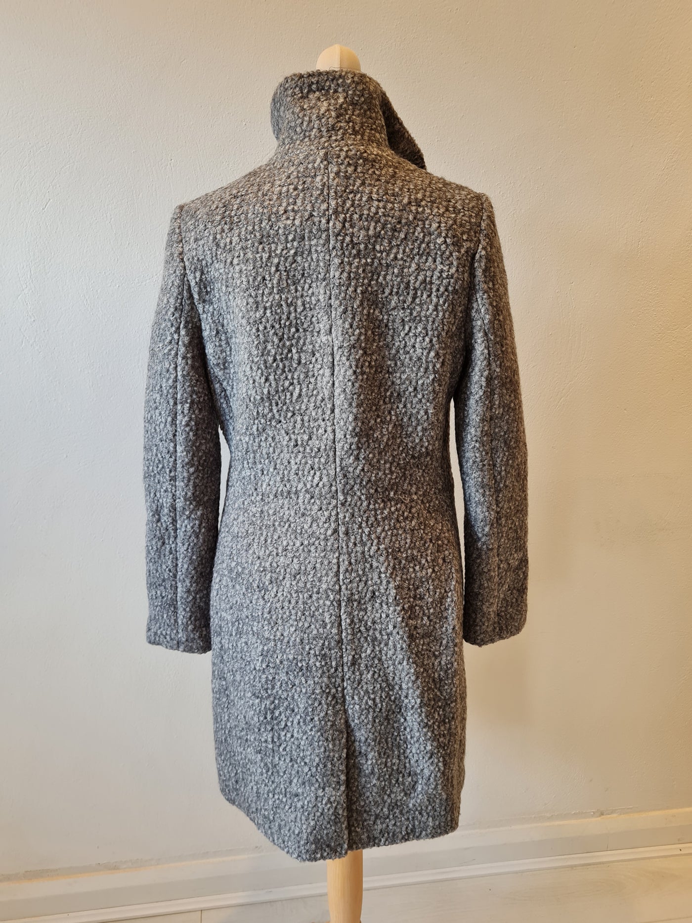 H&M Grey Wool Overcoat Size 10