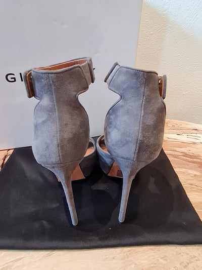 Givenchy Paris Shark Grey Suede Platforms Size 4 RRP £800