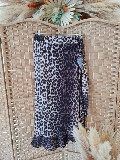 Lipsy Leopard wrap skirt Size 10