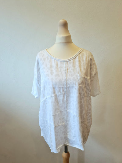 Made In Italy white/leopard print top L