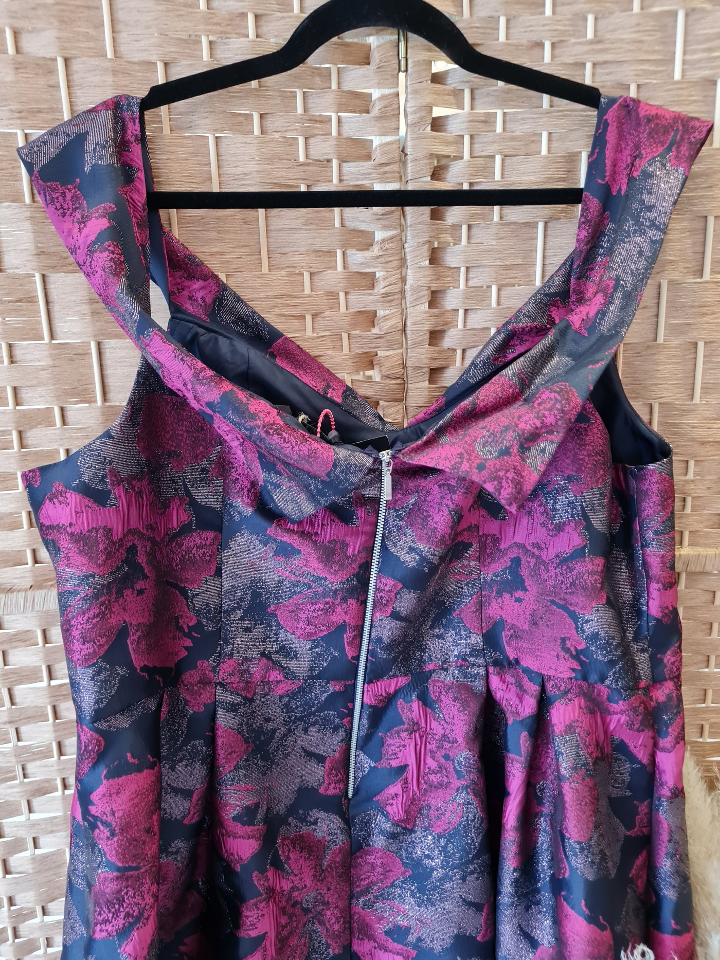 Lux DP Pink/black off shoulder Dress New 22