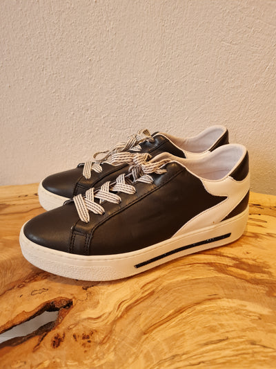 ALPE Black/white trainers 4