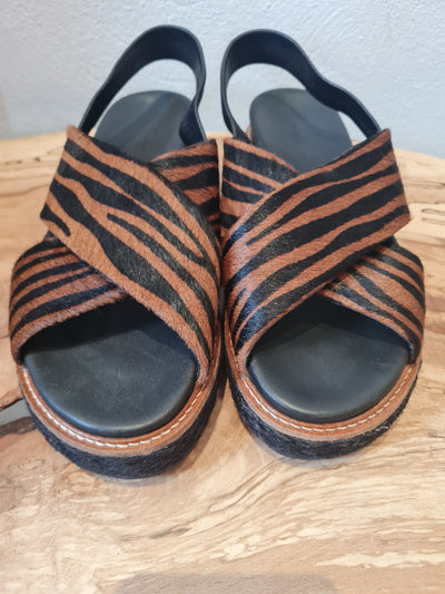Whistles Tiger Cross Strap Sandal Size 6 RRP £170