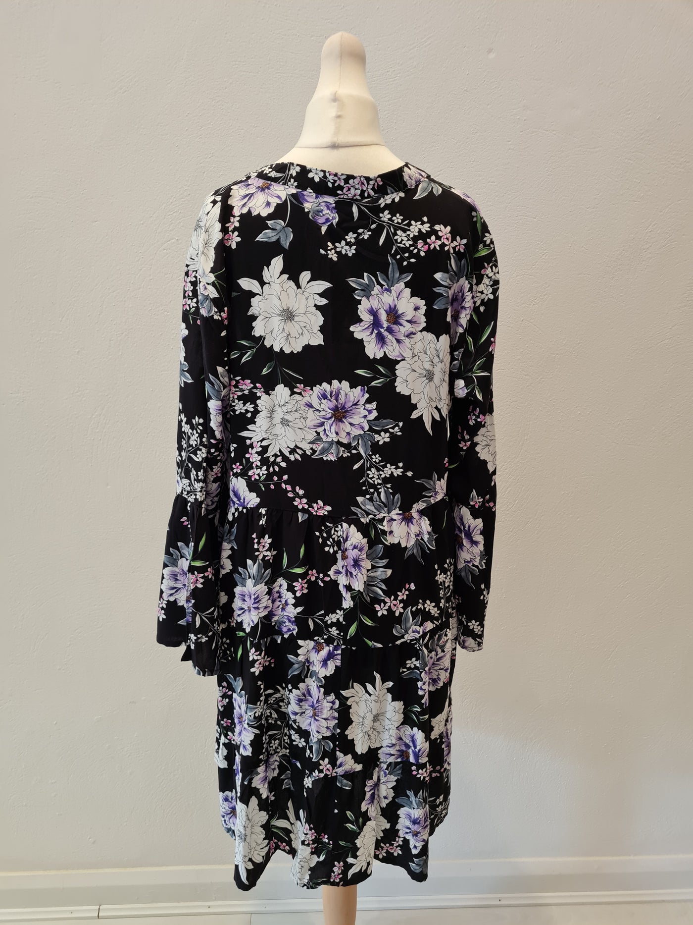 Jacqueline de yong Black Floral Dress Size 10/12