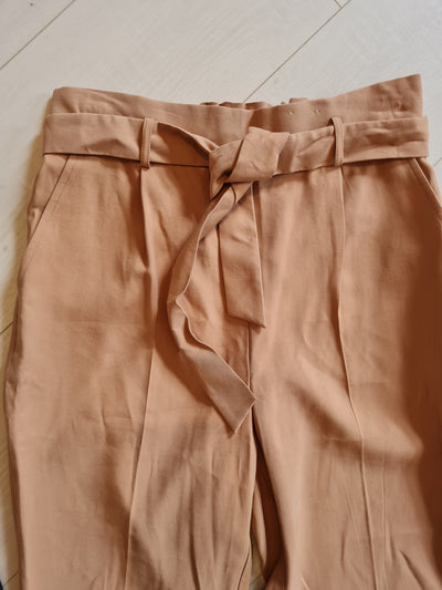 Camel trousers M
