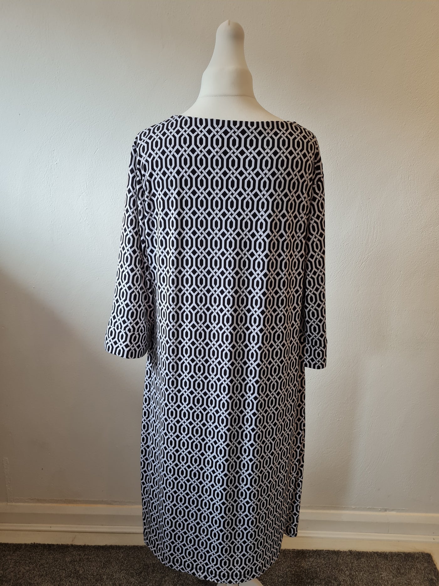 Ruth Langsford Black Geo Print Maxi Dress Size XL