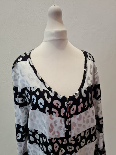 Passioni Animal print top L