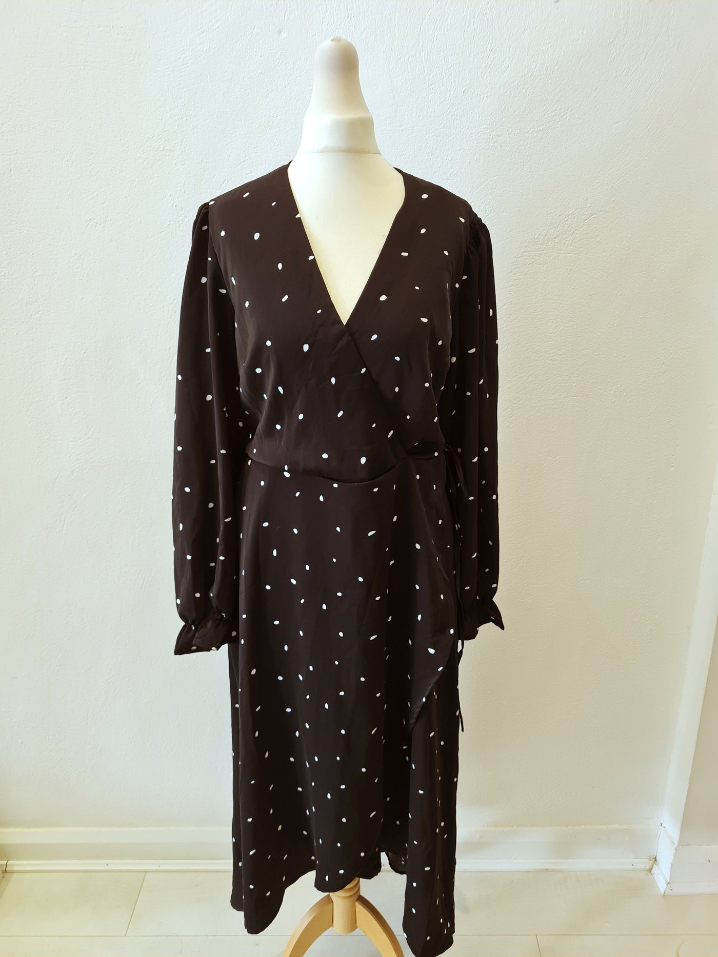 AX Paris Black Spot Wrap Dress 12 (NWT)