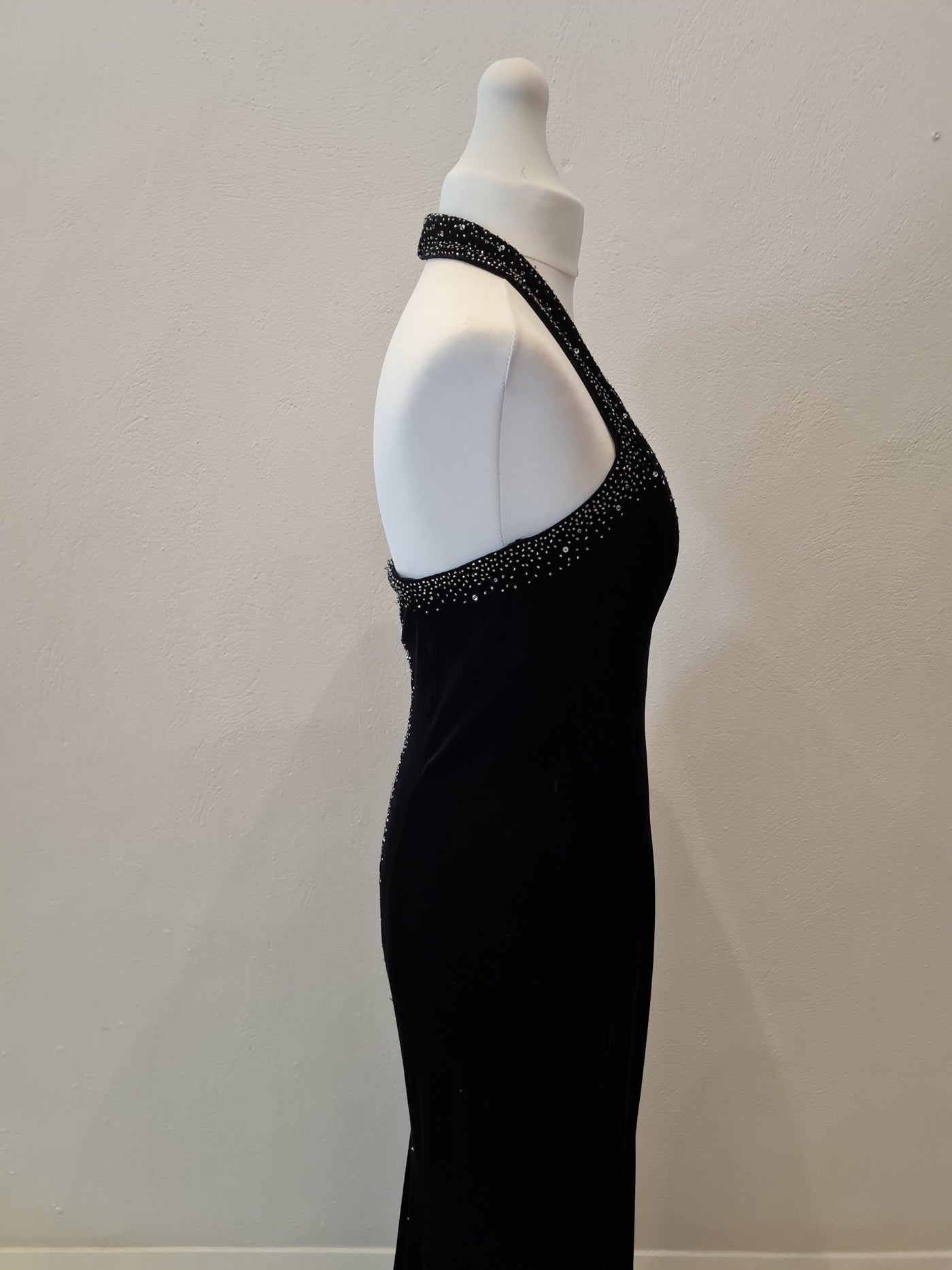 Niki Black Velvet Halterneck Maxi 14