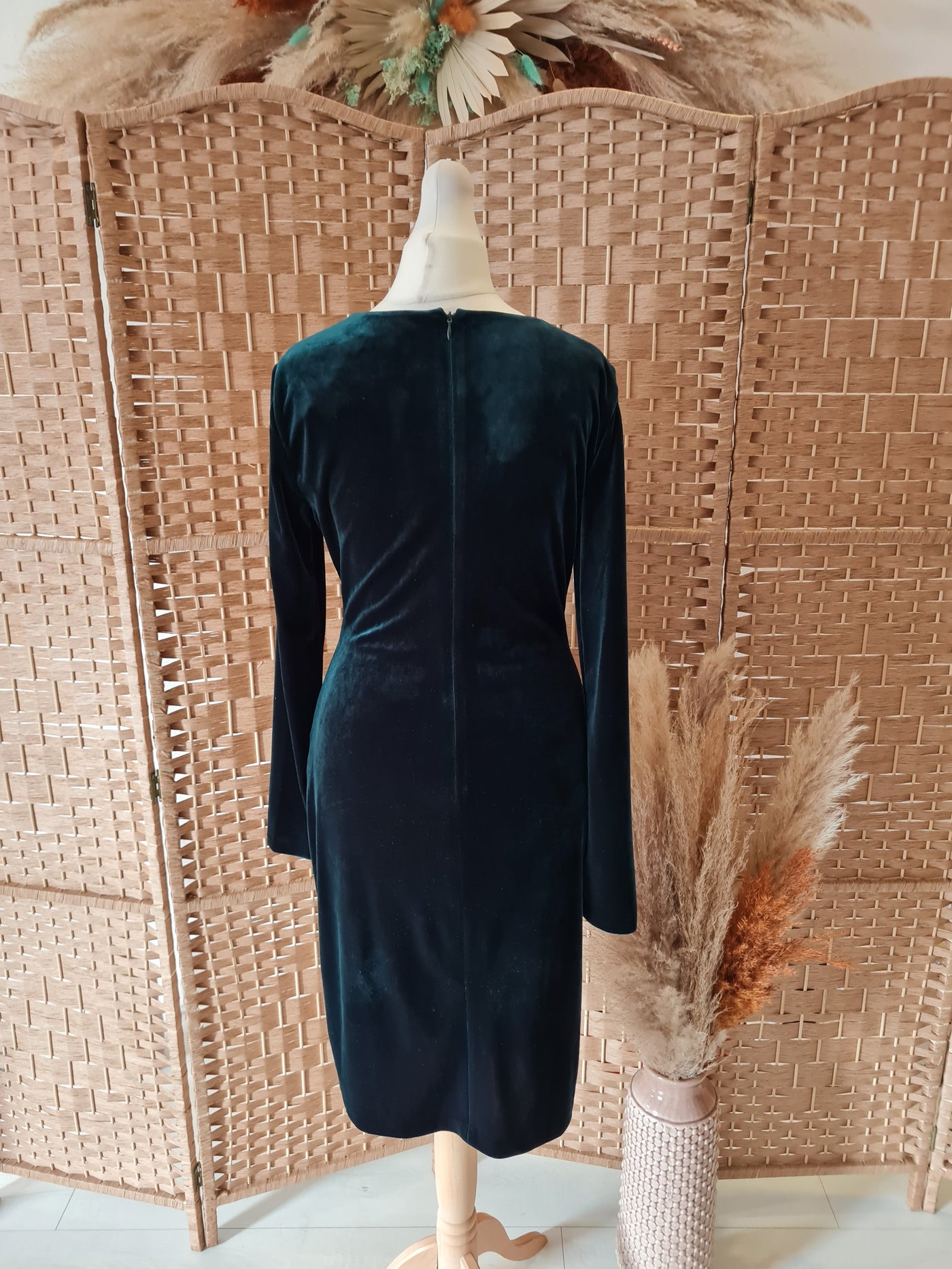 DKNY Green Velvet Dress Size 10 The Wardrobe DKNY Green Velvet Dress Size 10 The Wardrobe