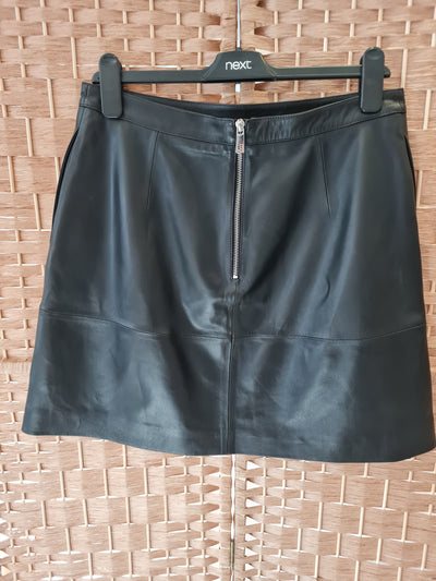 Jaeger Black leather skirt 12 New