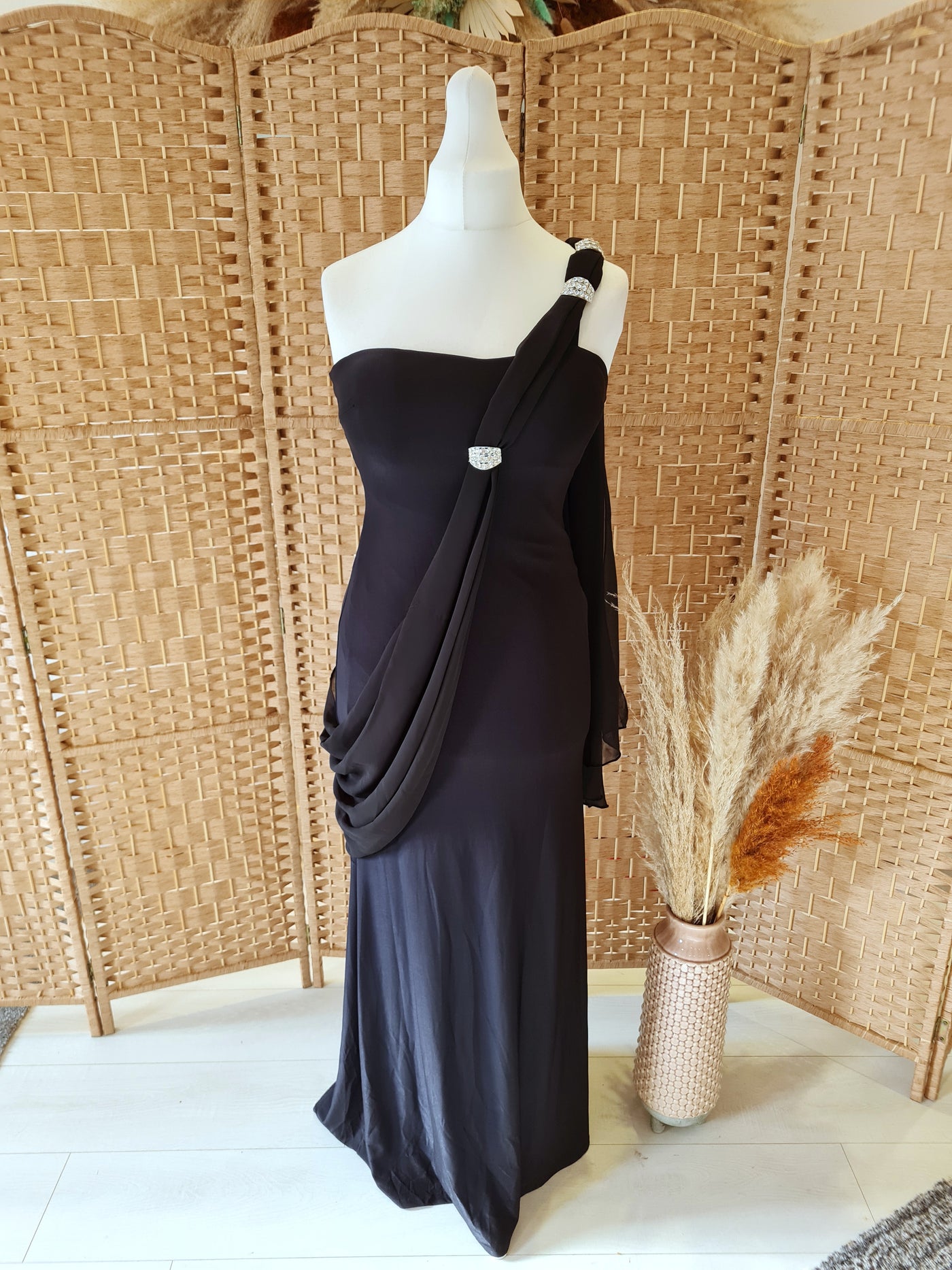 KDK London Black one shoulder Maxi L