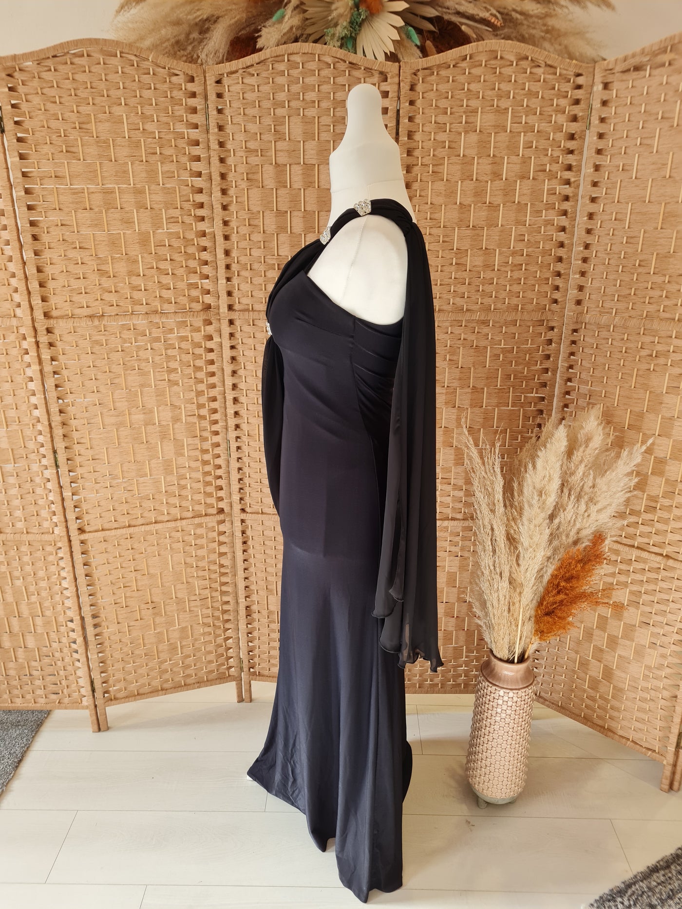 KDK London Black one shoulder Maxi L