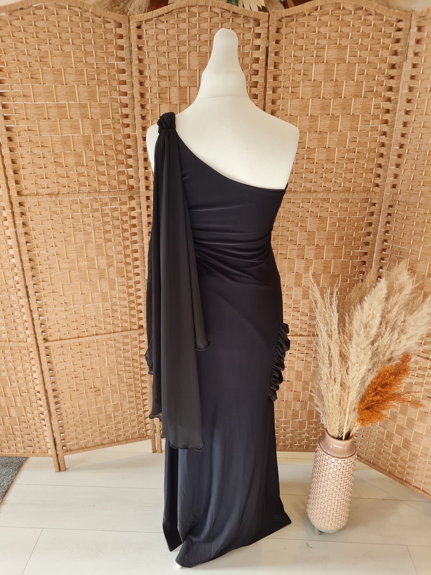 KDK London Black one shoulder Maxi L