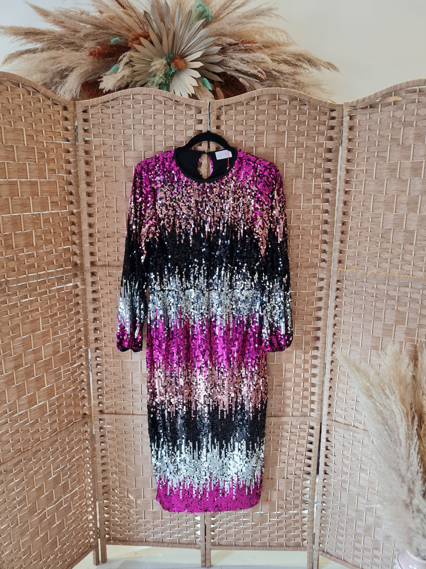 pink sequin dress zara Savida pink sequin dress M New – The Wardrobe