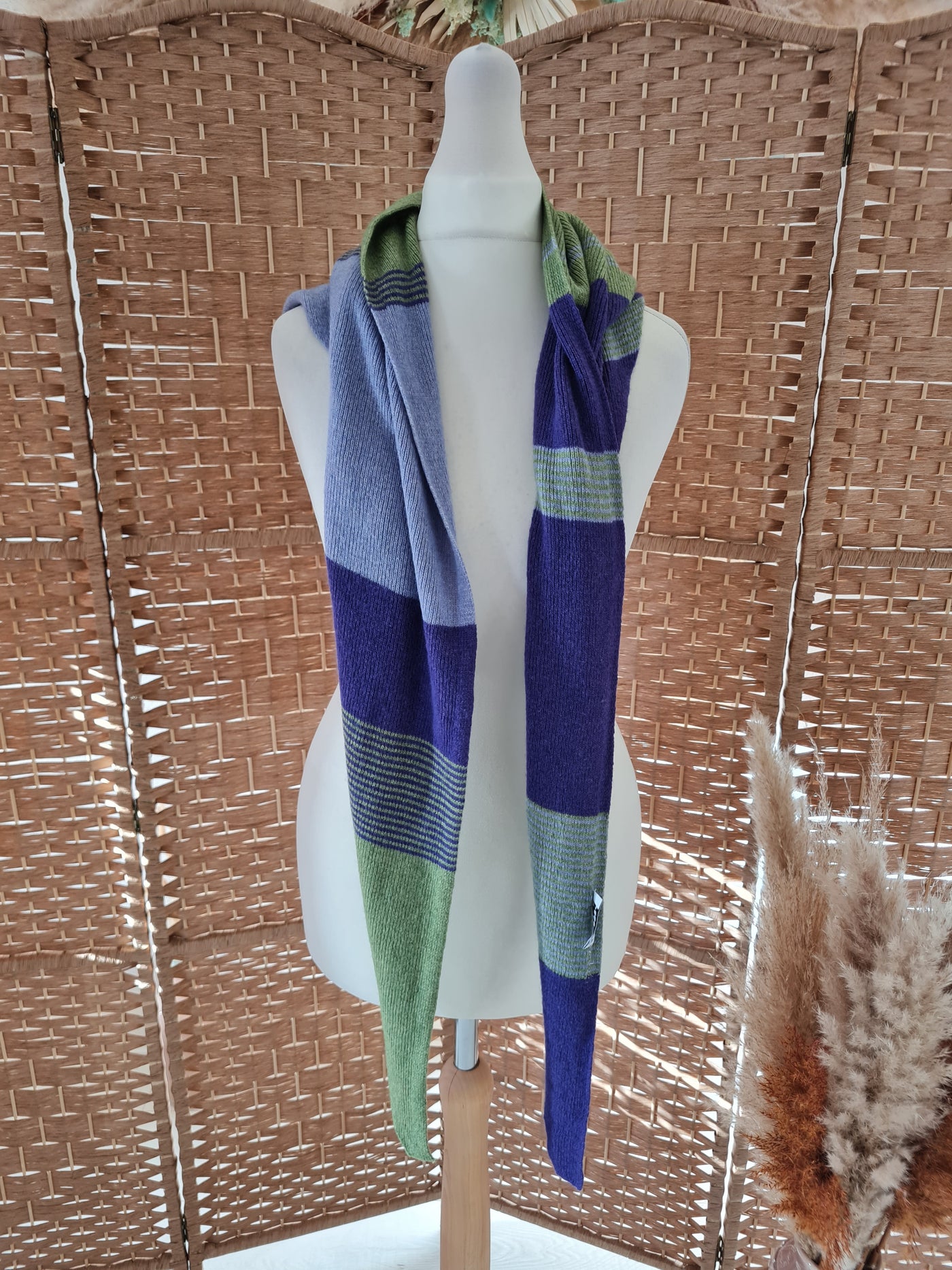 Cadenza Green jumper & scarf