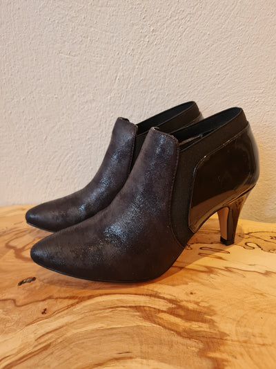 Lotus black shoe boot 4