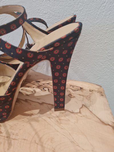 Zara Floral platforms 8