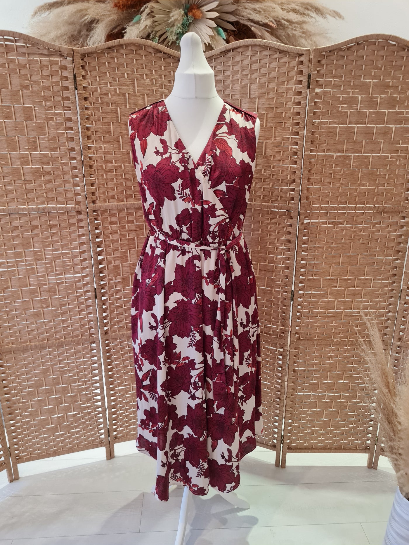 Preview Burgundy Floral Dress 14