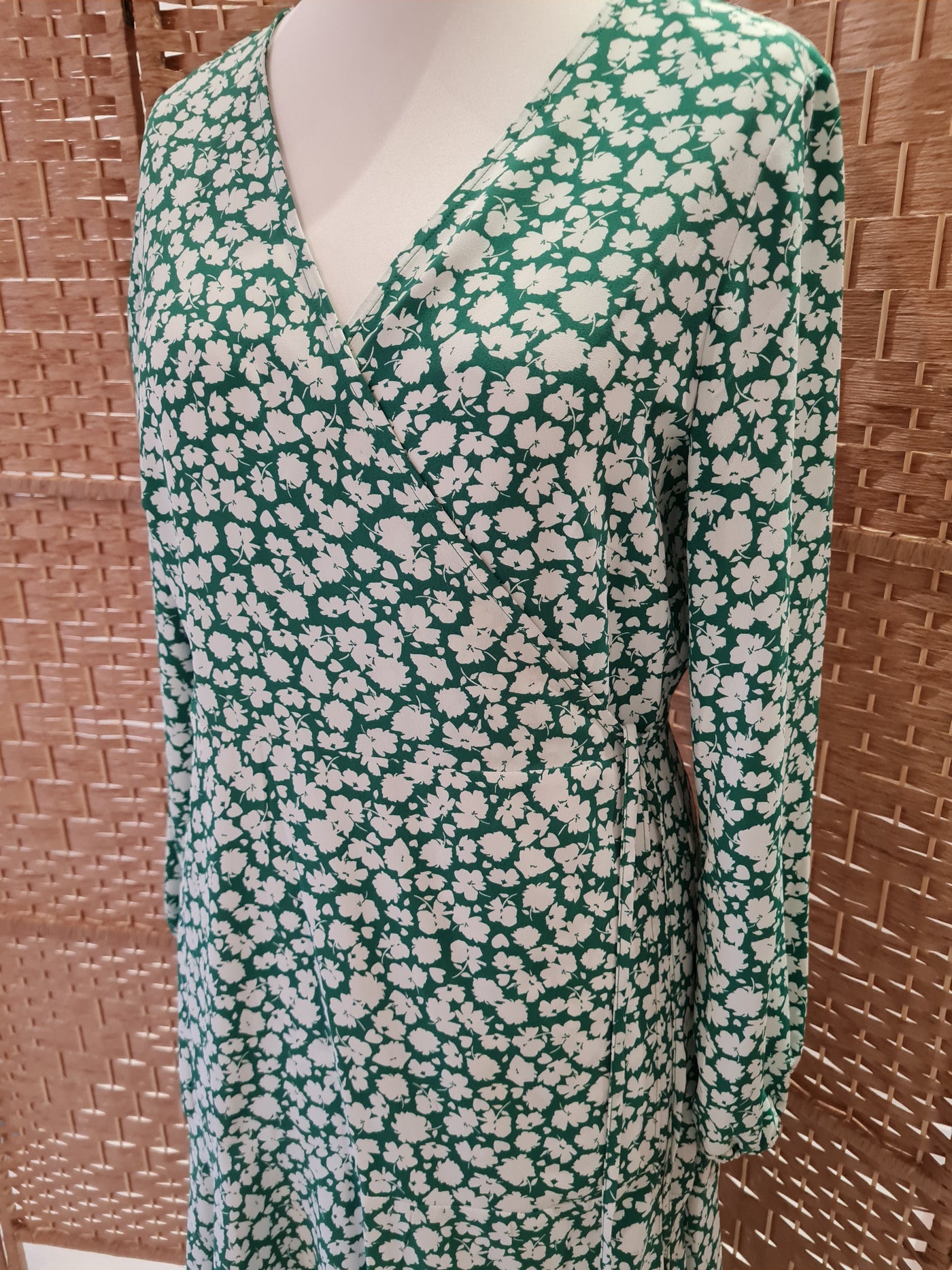 Wallis Green Floral wrap Dress 16