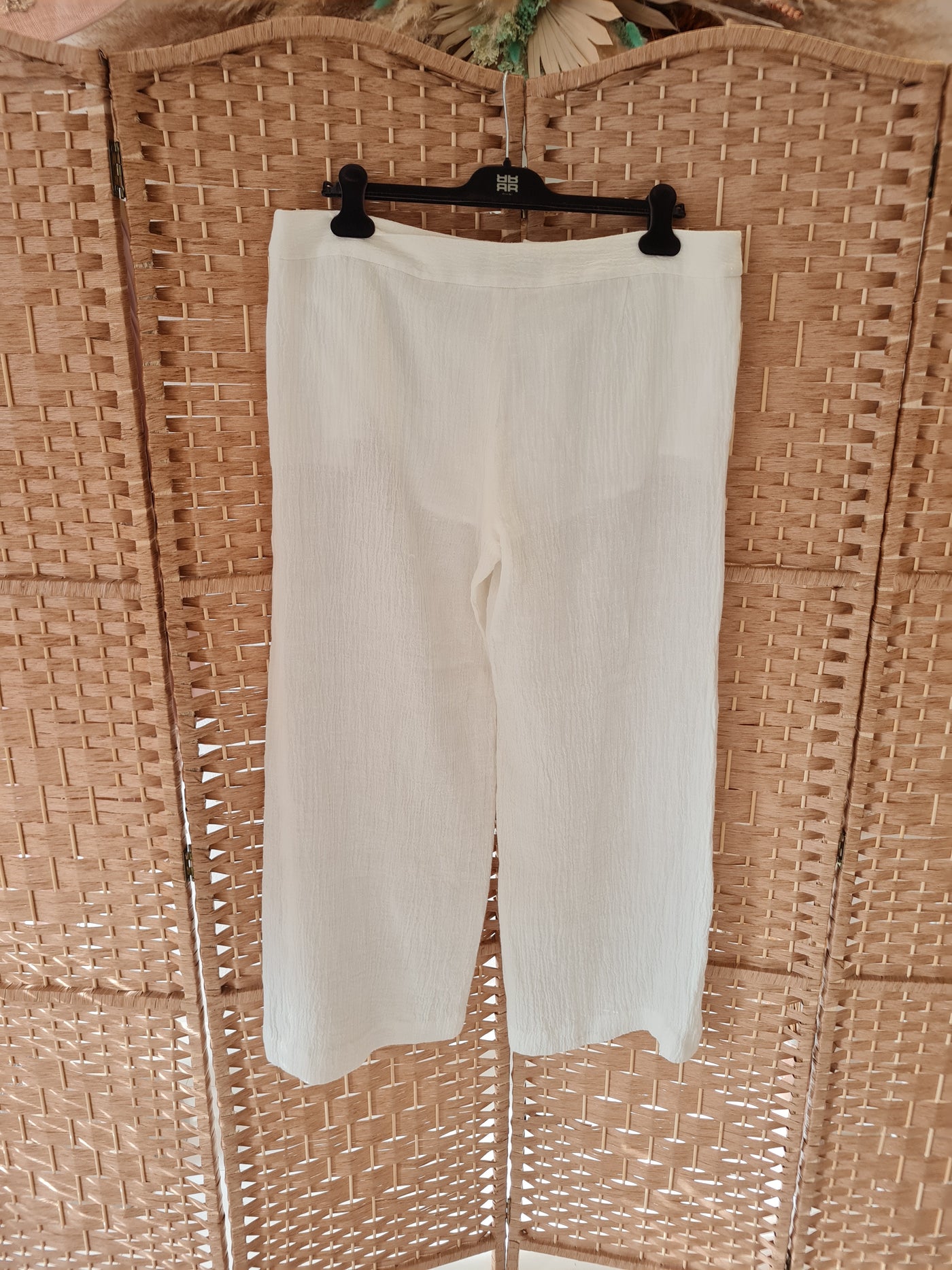 Ermanno Clothing White crinkle trousers XL