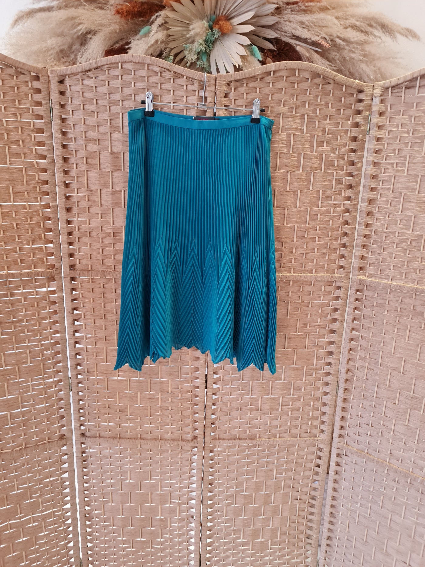 Reiss Green Pleat Skirt Size 10/12
