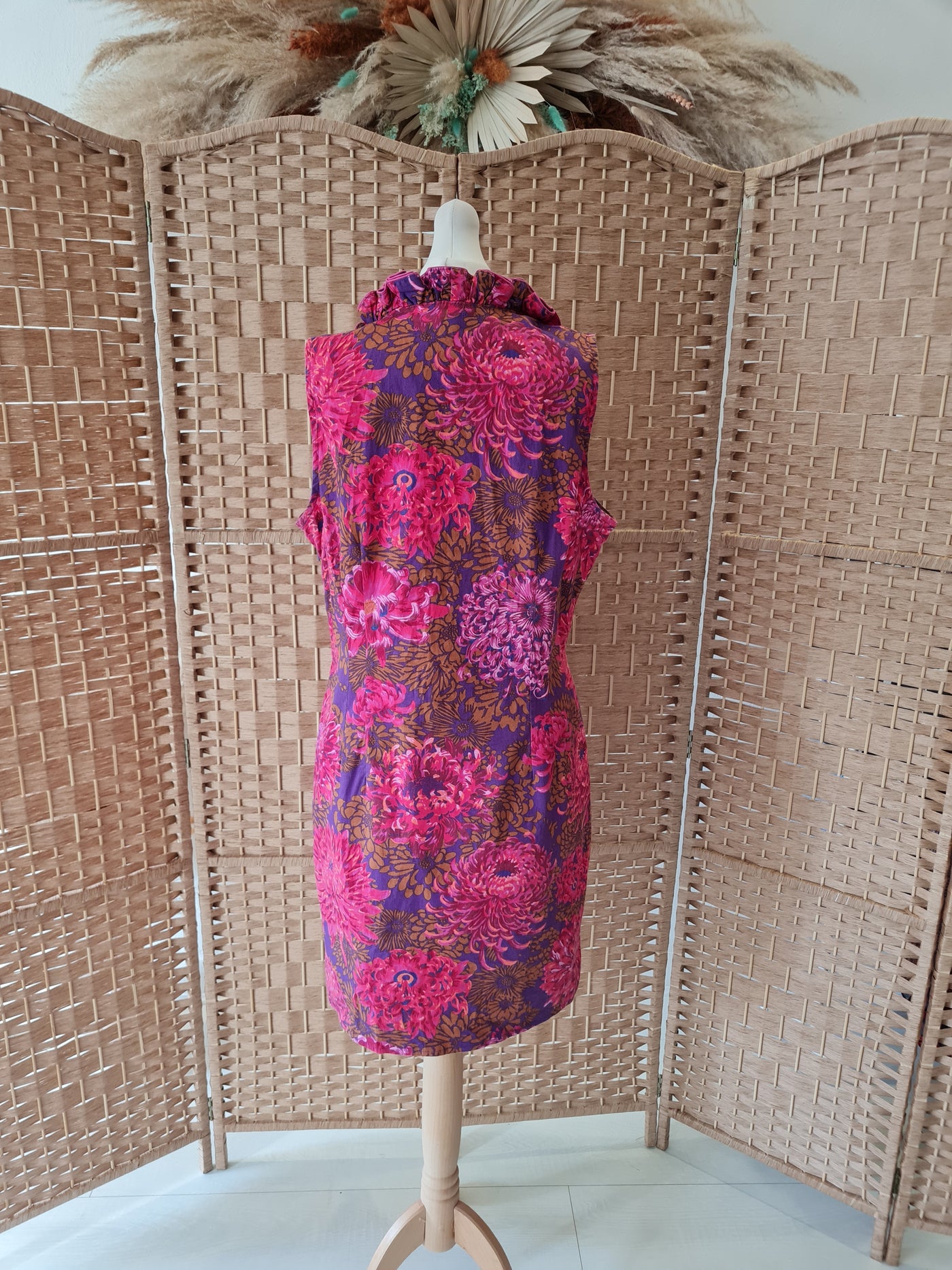 Kahyra Pink Ruffle Neck Shift Dress Size 12
