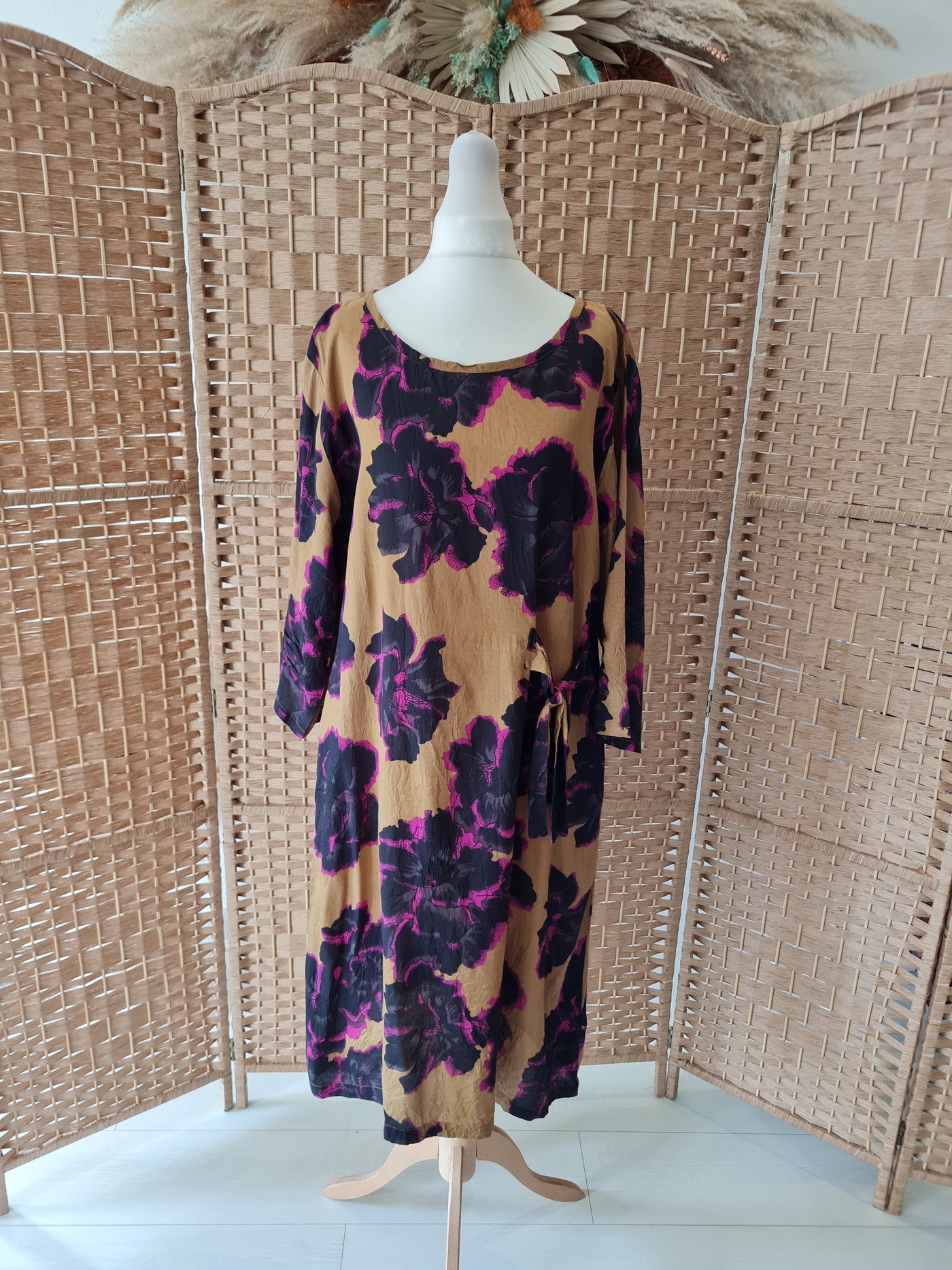 Masai Gold/Pink Floral Dress & Scarf Set Large