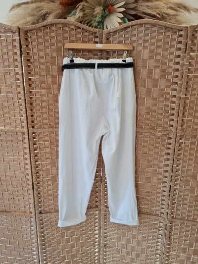 Paper bag stretchy trousers in white