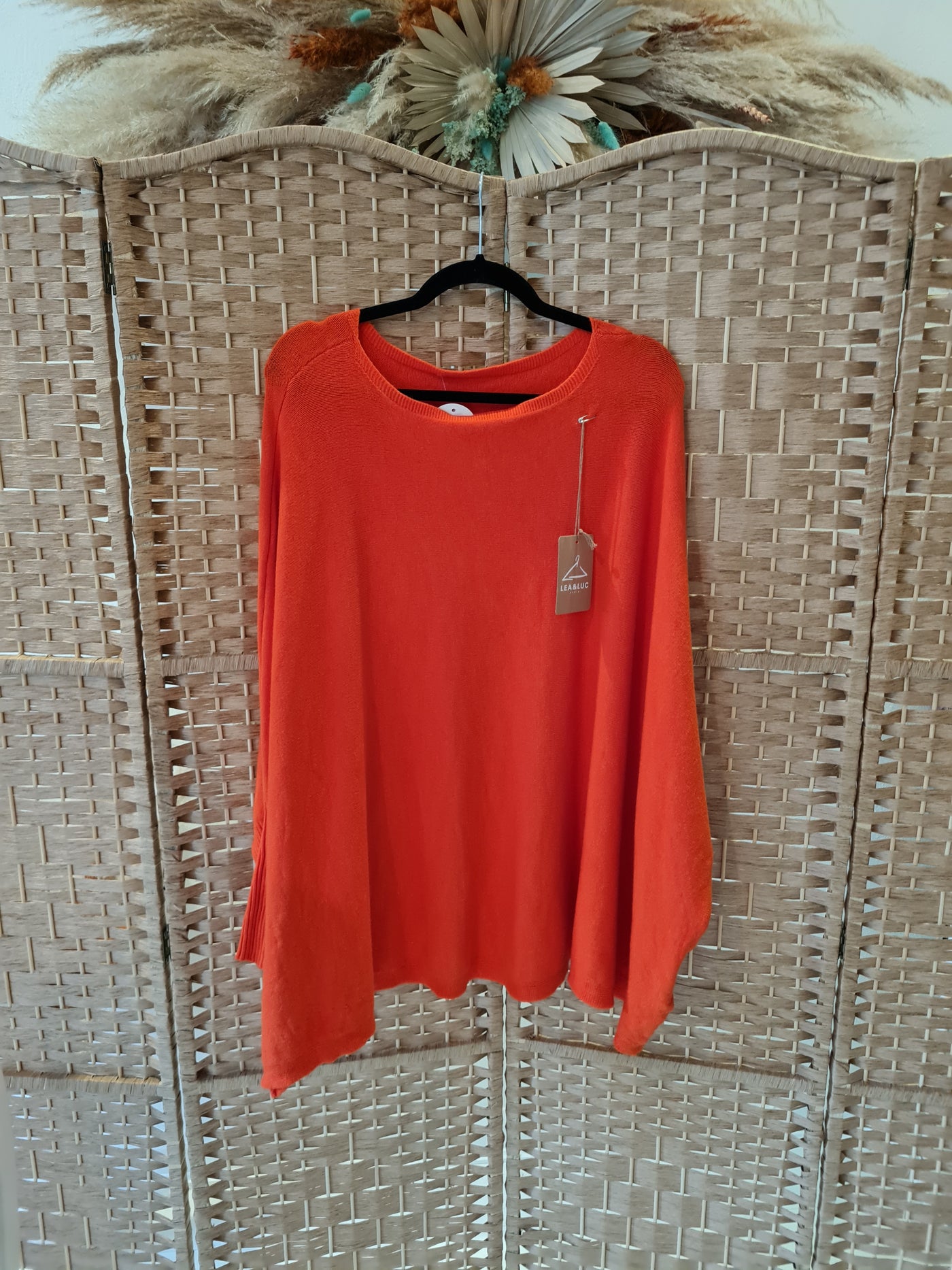 Cashmere blend oversized knit in orange