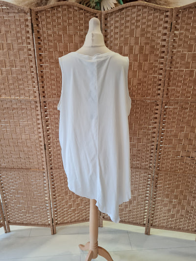 Vinnie longline oversized vest top in white