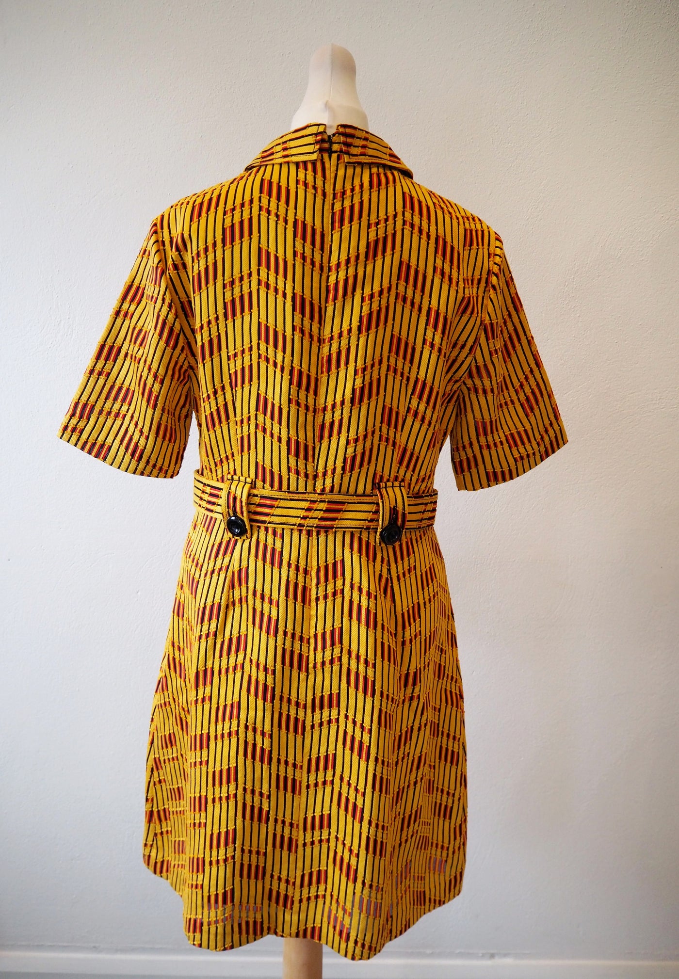 Damsel in a dress Yellow/Red shift 12